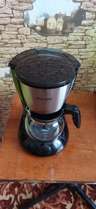 Продам кофеварку капельную.