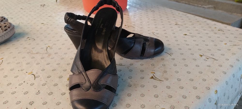 Модерни Дамски обувки