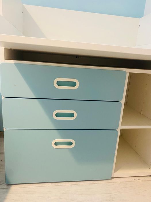 Masa de înfășat IKEA