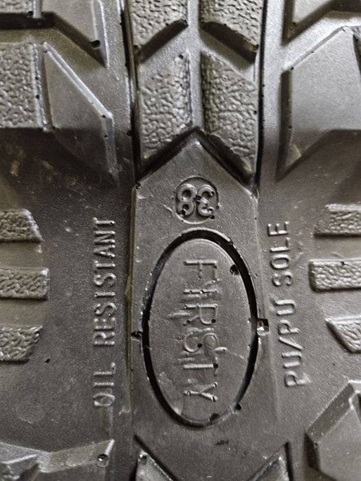 Bocanci cu bot de fier Unisex noi