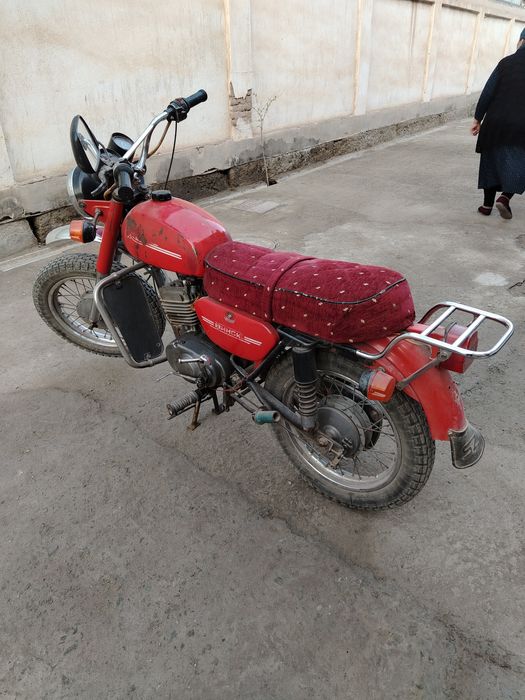 Минск мотоцикл сотилади