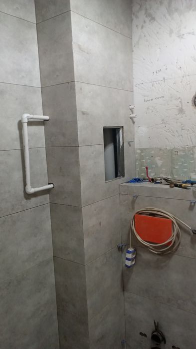 Укладка кафель, керамогранит,  стяжка, теплый пол.