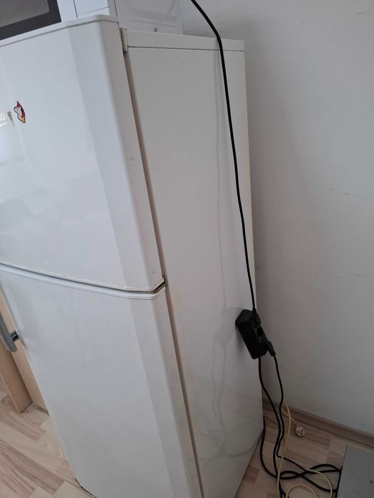 Хладилник в добро състояние