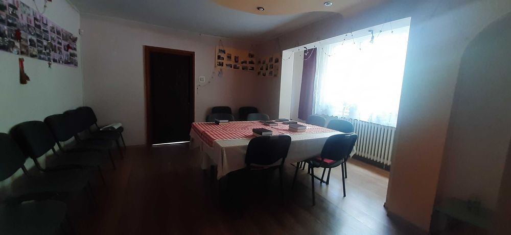 De inchiriat apartament cu doua camere, spatiu pentru birou