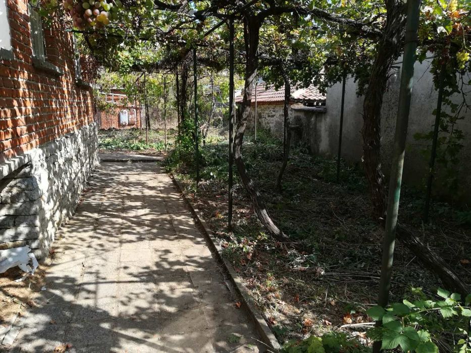 Продава се Къща в с. Подвис, Област Бургас - 85 кв.м за 360 €/кв.м - Снимка #9