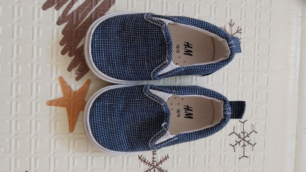 Страхотни бебешки обувки и сандали!