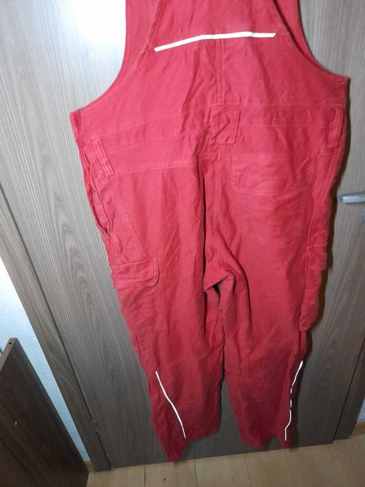 Pantaloni cu bretele nr 54 Germania