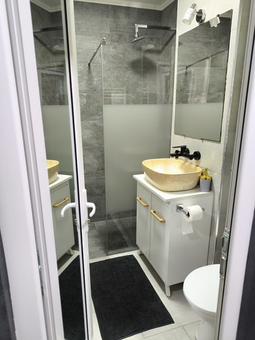 Închiriez in regim hotelier 2 apartamente cu o camera BRAILA