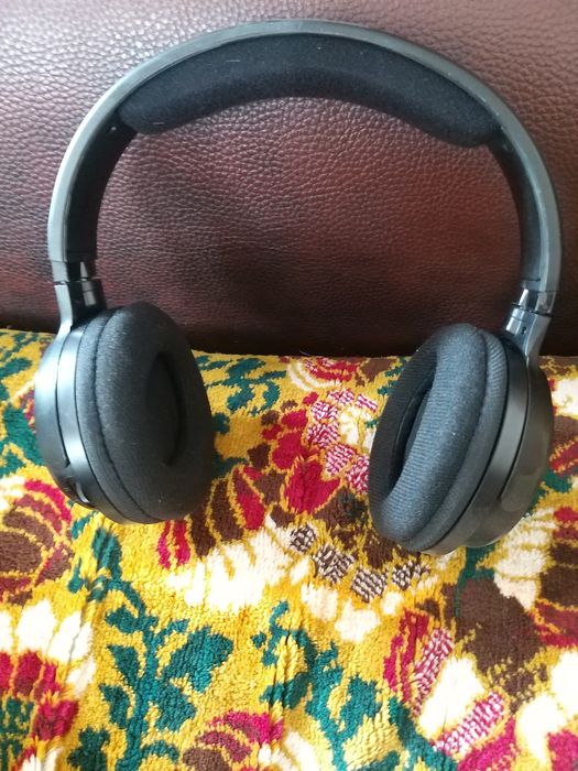 Căști telefon ( nu trimit prin curier sau poștă )