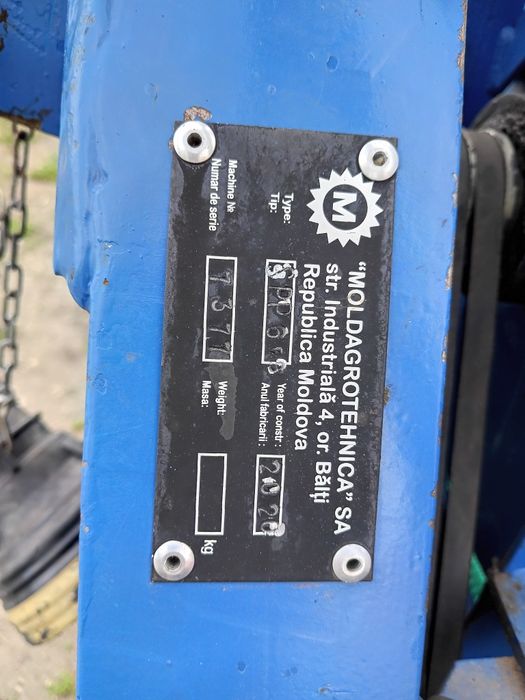 Vând semănătoare SPP 6df!