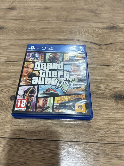Продавам GTA5 за playstation4