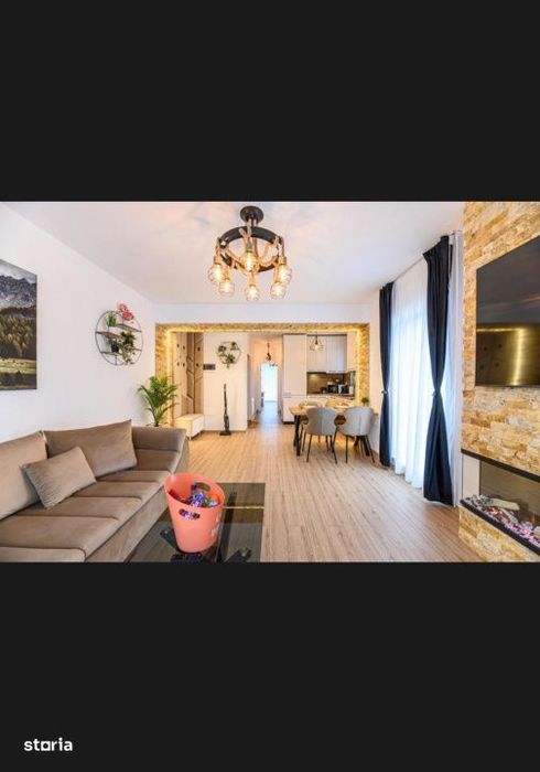 Apartament de lux 2025 | Jacuzzi, curte privata | Vedere Caraiman