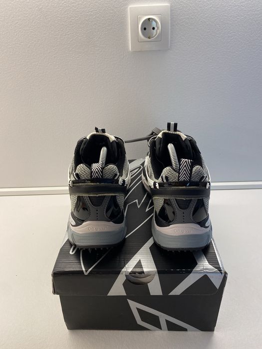Off-White обувки