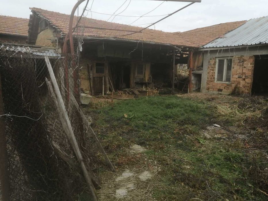 Продава се Къща в Враца, Център - 80 кв.м за 491 €/кв.м - Снимка #17