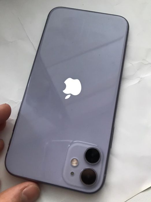 Айфон 11 в хорошем сост