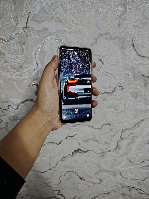 Samsung A50 Sotiladi 6/128 Holati Ideal tinniq