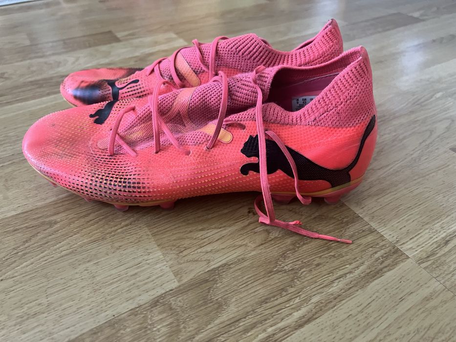 Adidasi fotbal sintetic cu crampoane