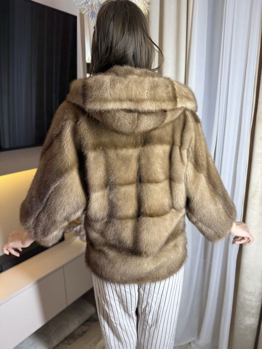 Норковая шуба . Греция