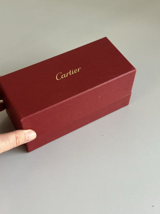 Боксы для очков Chanel Burberry Cartier