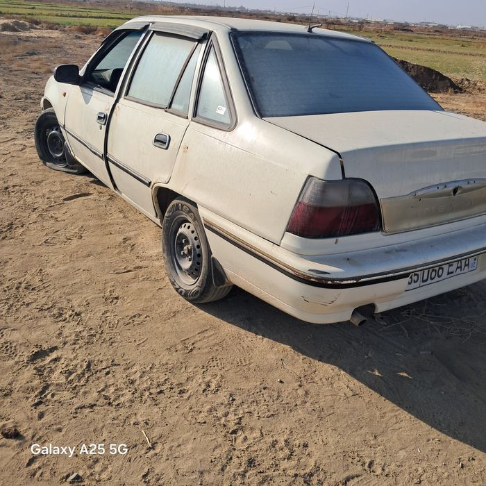 Нексия  сотилади