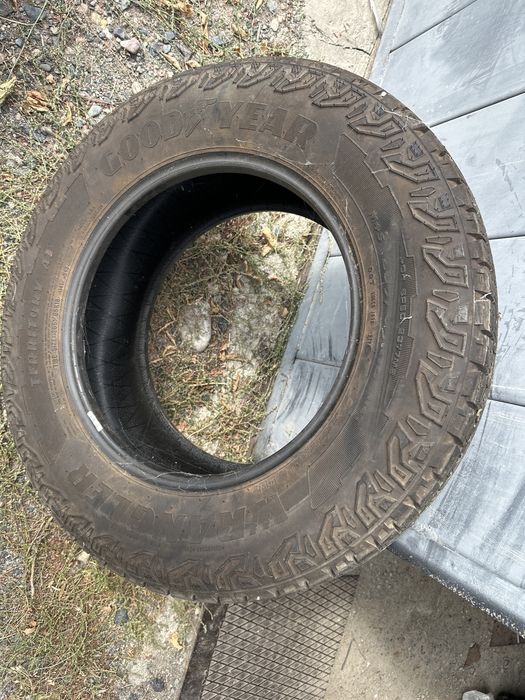 Продам резину good year 265/65/18