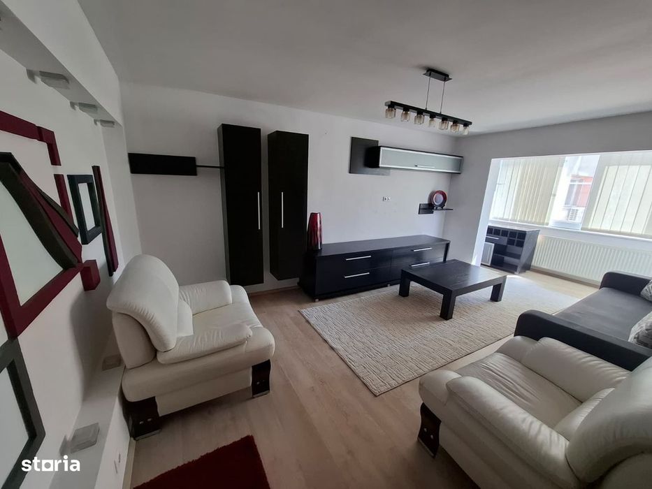 Str. Hortensiei – chirie apartament cu 3 camere, decomandat, etaj 1 — fotografia 1
