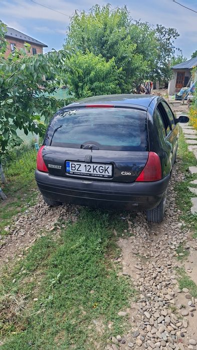 RENAULT Clio 2000 — imagine 2