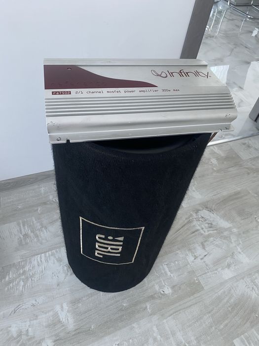 Vand subwoofer auto JBL 1000!!! + statie infinity 300w