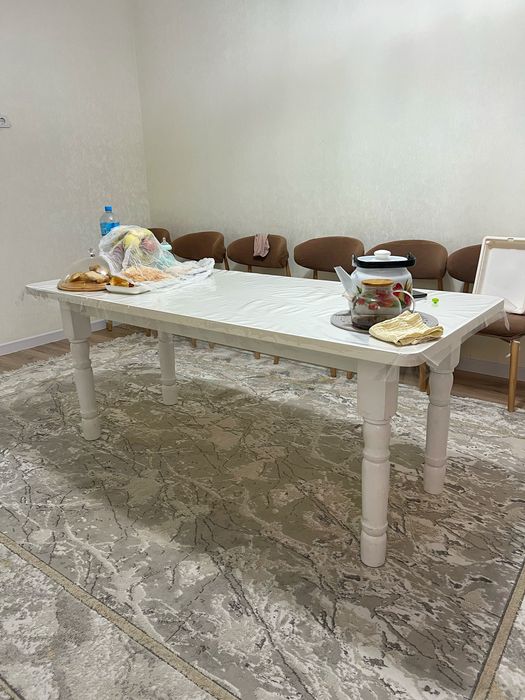 Срочно продам стол для кухни