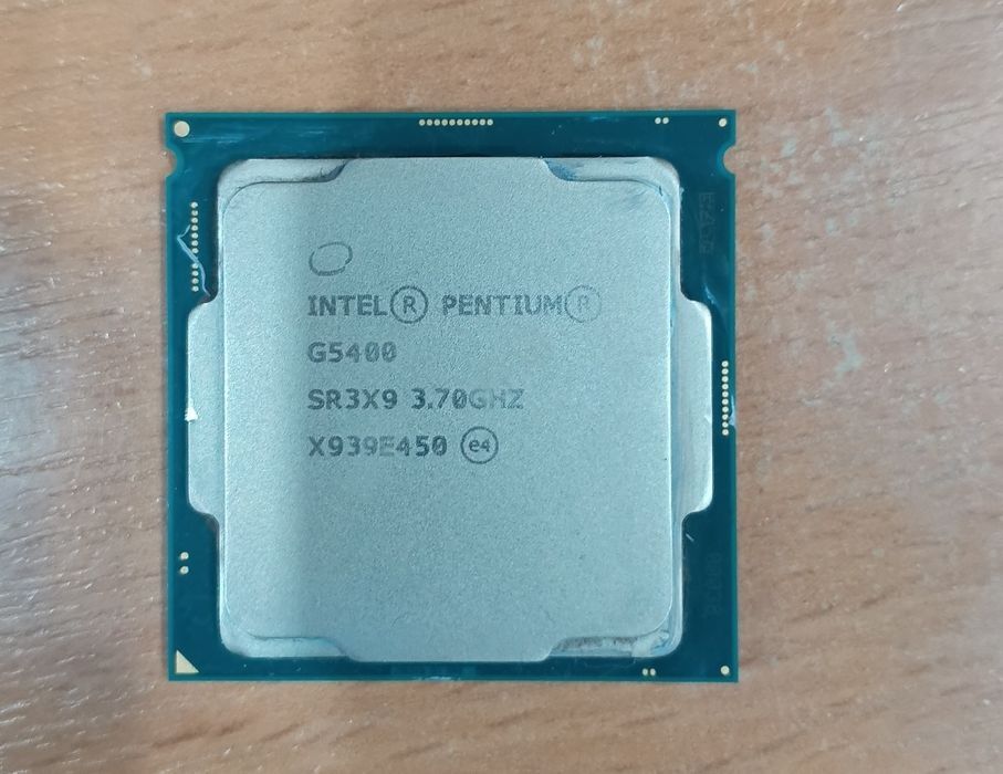 Процессор Intel Pentium G5400 LGA 1151 v2
