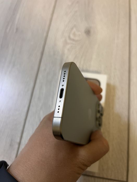 Iphone 15 pro 128 gb