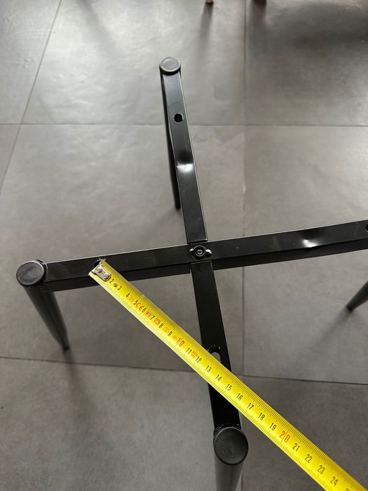 Метална основа за трапезен стол