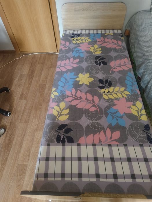 Продам кровати подростковые 90*190