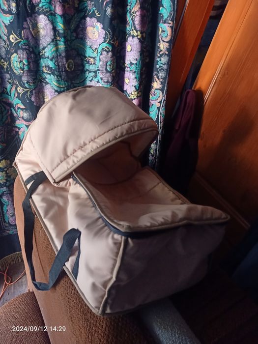 Продам коляску..