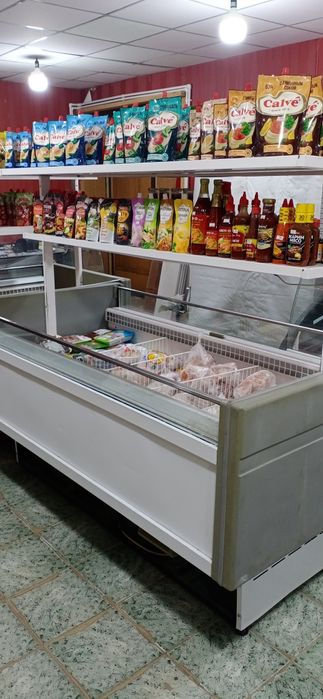 Продам оборудование для магазина