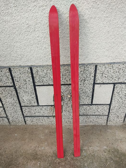 Чисто нови оригинални ретро ски Пирин и бамбукови щеки