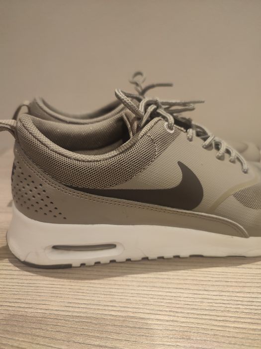 Дамски маратонки Nike!