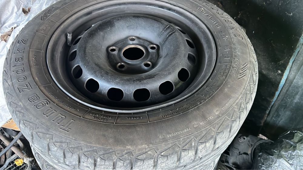 Продам резину на дисках летняя