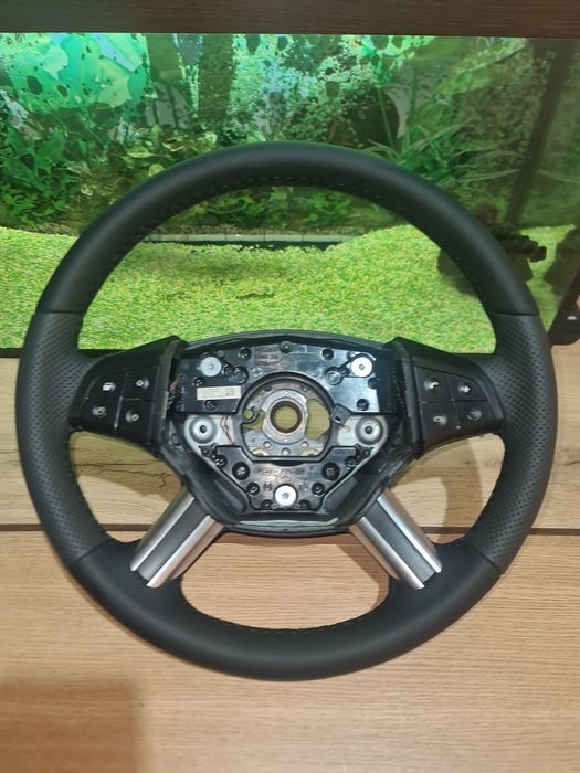 Volane îmbrăcate ,retapitate,reconditionate în piele