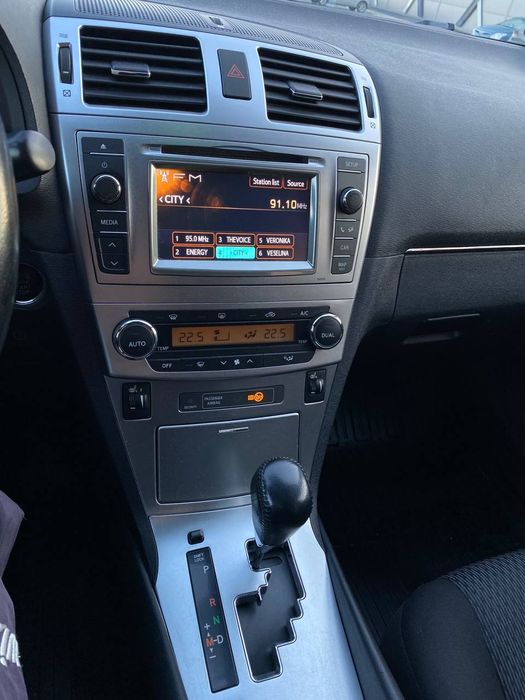 Toyota Avensis Fece 2013