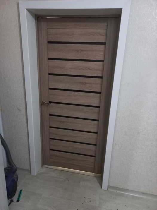 Установка дверных доборов