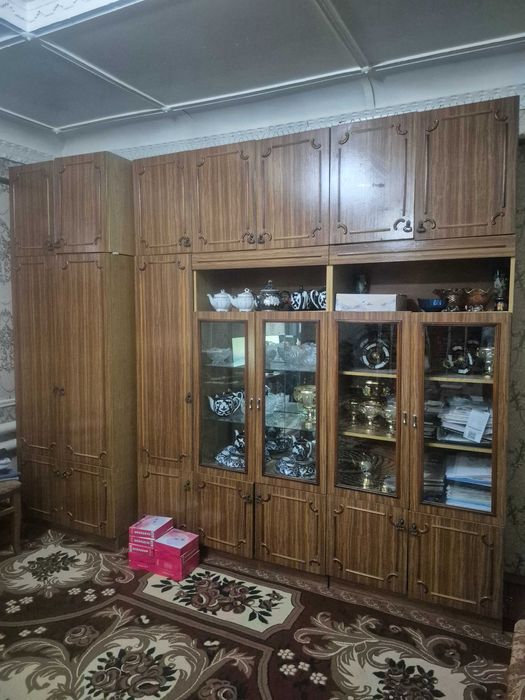 Шкафы / стенки сотилади