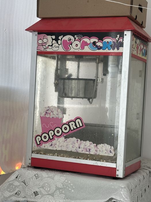 Продётся мороженный аппарат,поп корм аппарат