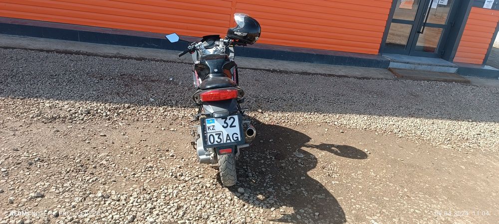 Продам hornet 180
