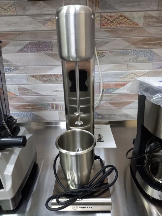 Миксер "HURAKAN "новый.