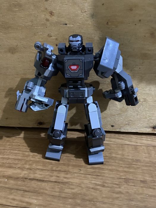 Продаю Лего Воитель Мех