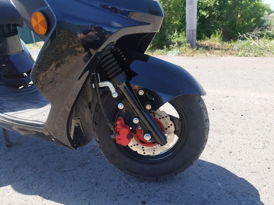 Скутер 125 кубов продам срочно