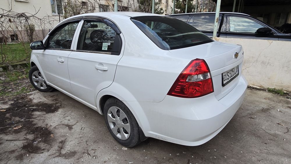 Nexia 3 в Идеальном состоянии не битая одни руки