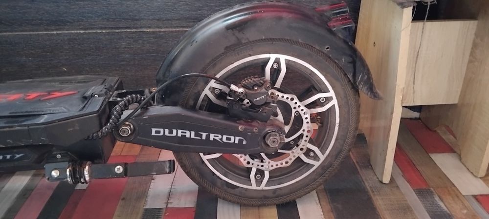 Продаётся Dualtron city 14колеса