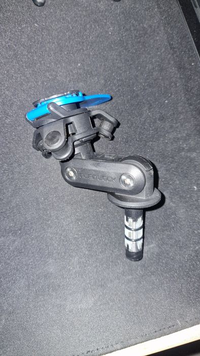 Quadlock prindere jug + vibration dampener + surub m22 x 1.0mm